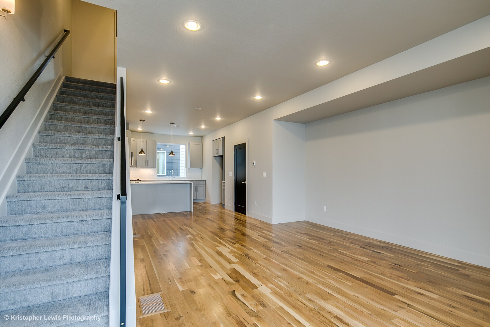 Building Photo - 1559 King St