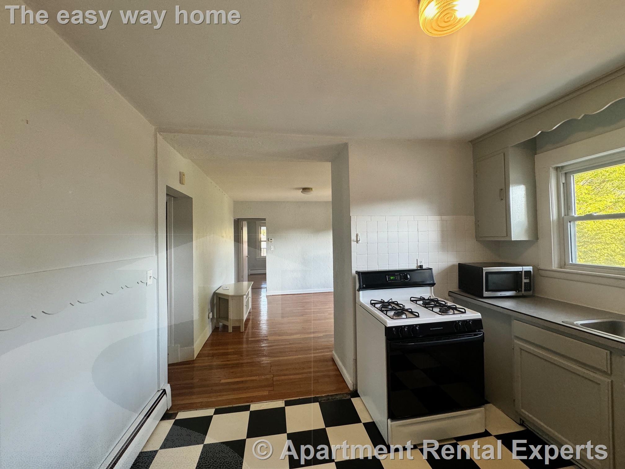 Building Photo - 879 Broadway