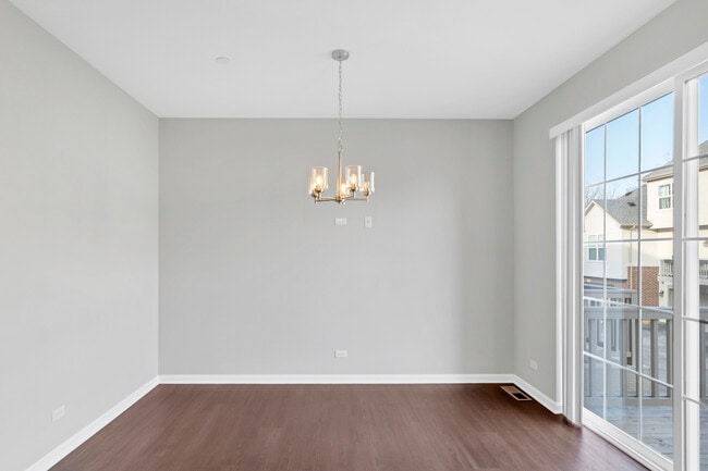 Building Photo - 478 Woodmoor Dr