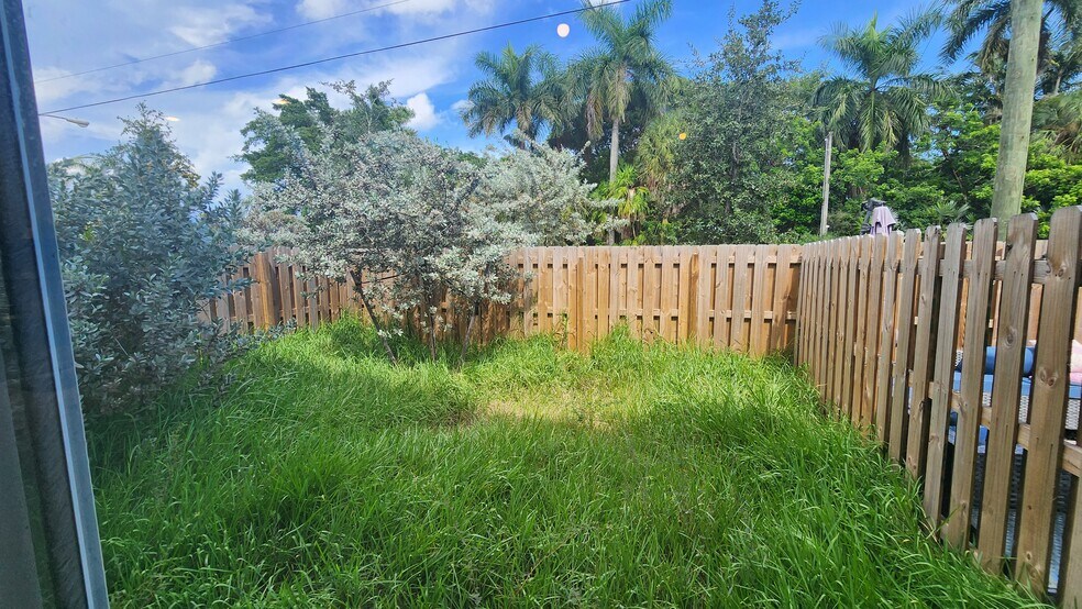Building Photo - 28933 SW 162nd Ct