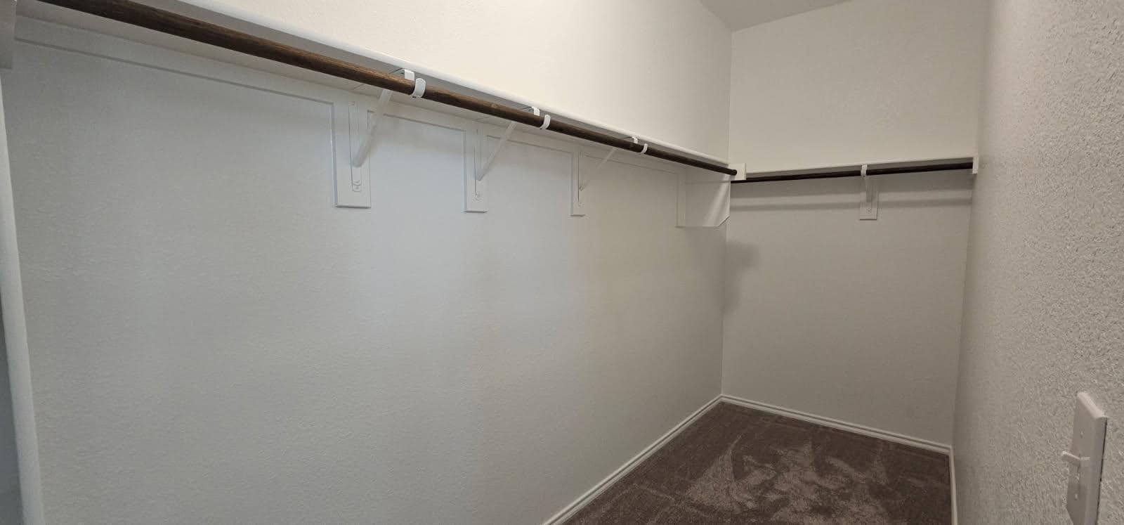 Building Photo - 2523 Carlow Ln