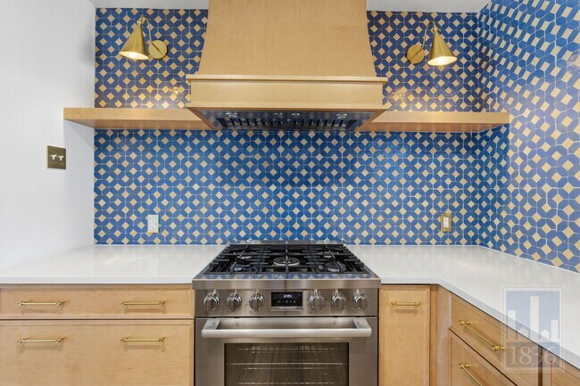 Building Photo - 8324 Burrell Dr