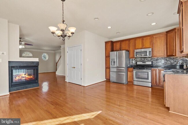 Building Photo - 4505 Henley Pl