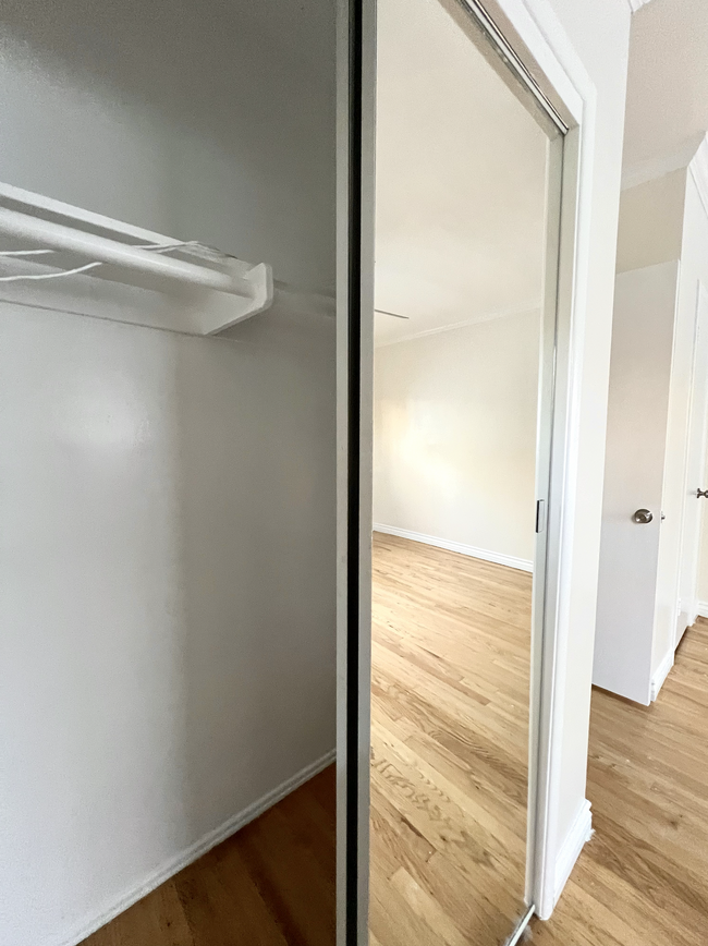 Bedroom Sliding Closet - 5115 Coldwater Canyon Ave