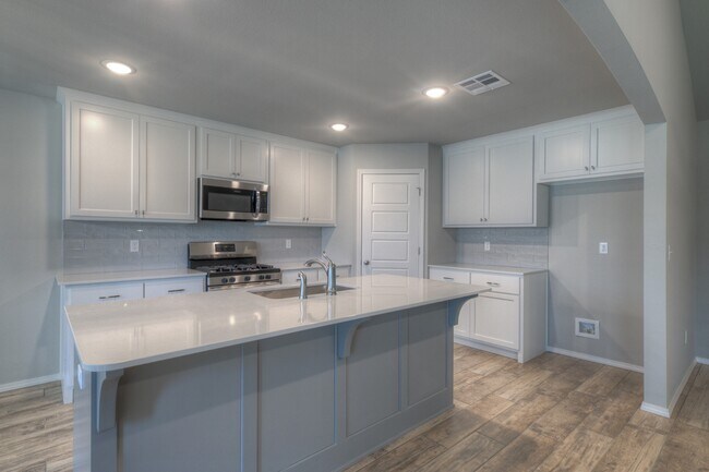 Building Photo - 3710 S 13th Pl