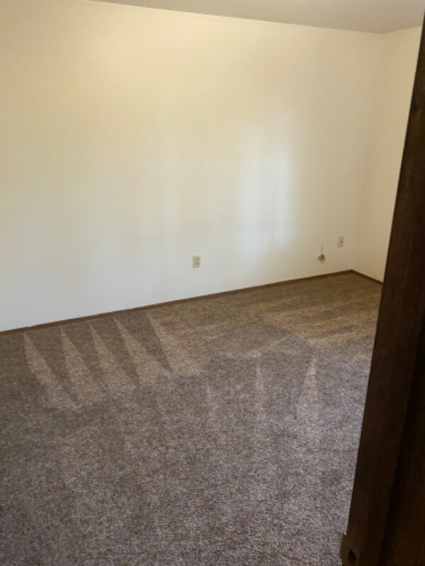 Building Photo - 5499 Nicole Ct SE