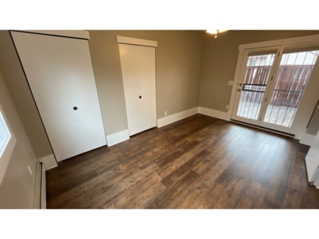 Building Photo - Updated main level unit, located close to downtown and Colorado College.
