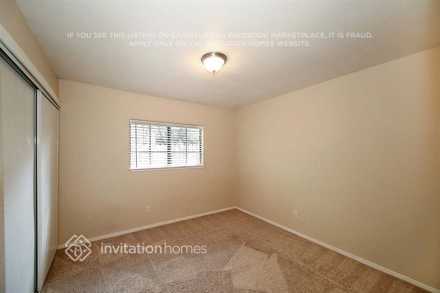 Building Photo - 3725 17th Ave