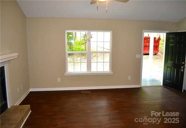 Building Photo - 2919 Archdale Dr