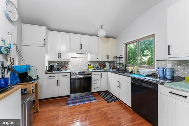 Building Photo - 8207 Lilly Stone Dr