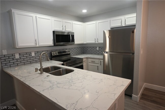 Building Photo - 2968 Juniper Hills Blvd