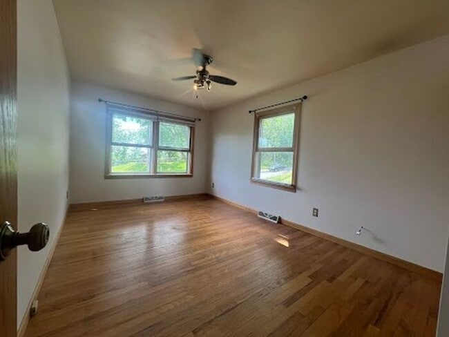 Building Photo - $2,600 | 3 Bedroom, 2 Bathroom House | Dog Friendly* | Available for Immediate Move In!*