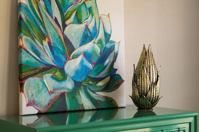 Building Photo - Large Newer Colonial for Lease in Fowlerville Schools