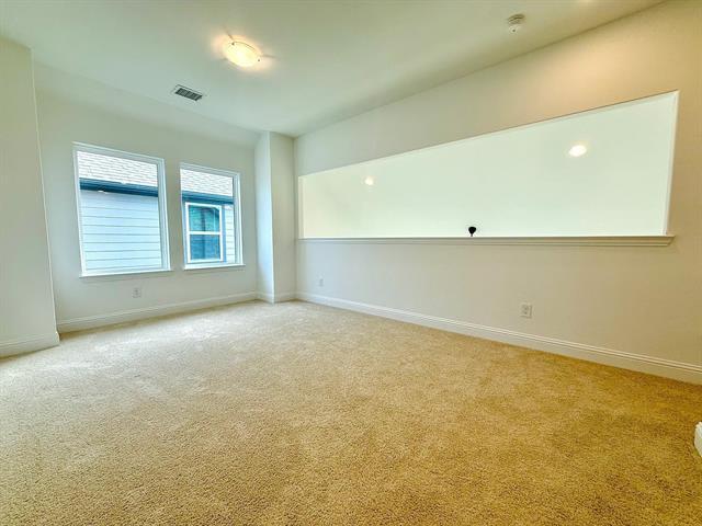 Building Photo - 2124 Rhodora Ave