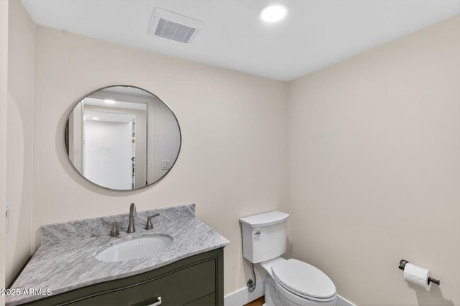 Building Photo - 6259 E Avalon Dr