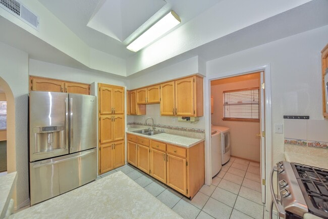 Building Photo - 1372 Michelangelo Dr