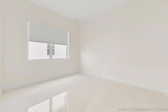 Building Photo - 15030 Wildwood Cir