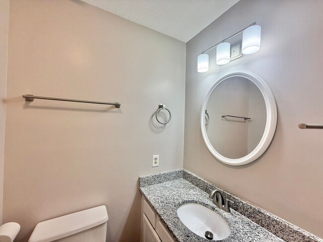 Building Photo - 6523 Hearthstone Dr