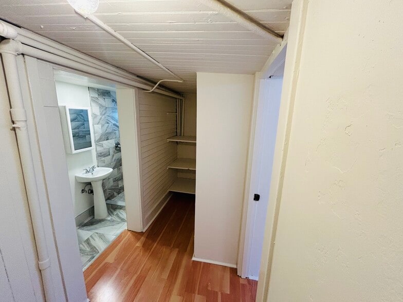 Building Photo - 101 Hoffman Ave