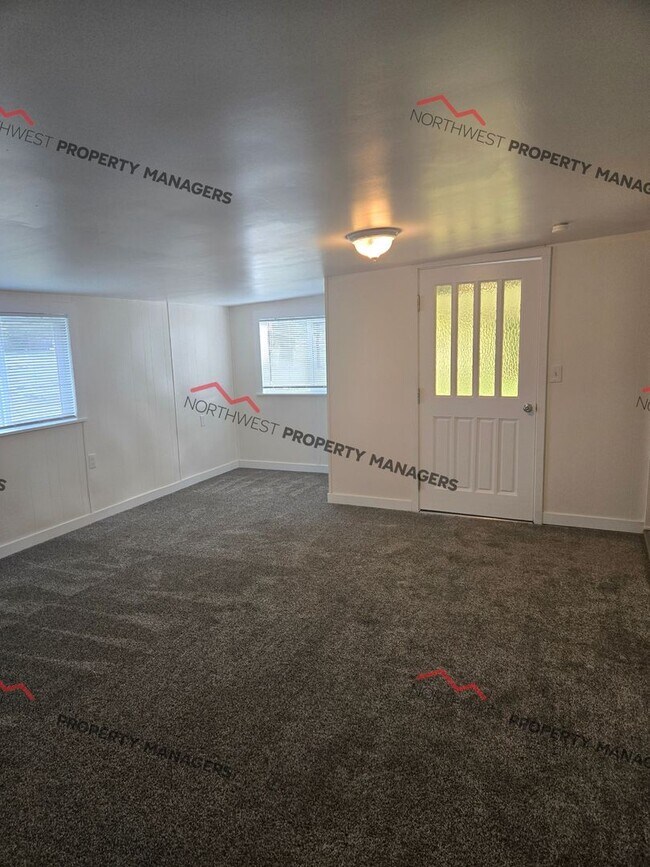 Building Photo - STATUS: *RENTED* |  R255E | $2850 ( FARM PROPERTY- LIVESTOCK WELCOME)