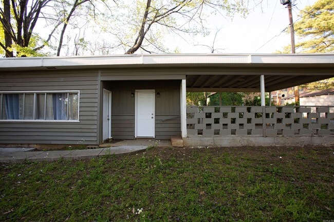 Building Photo - 2905 Fair Park Blvd