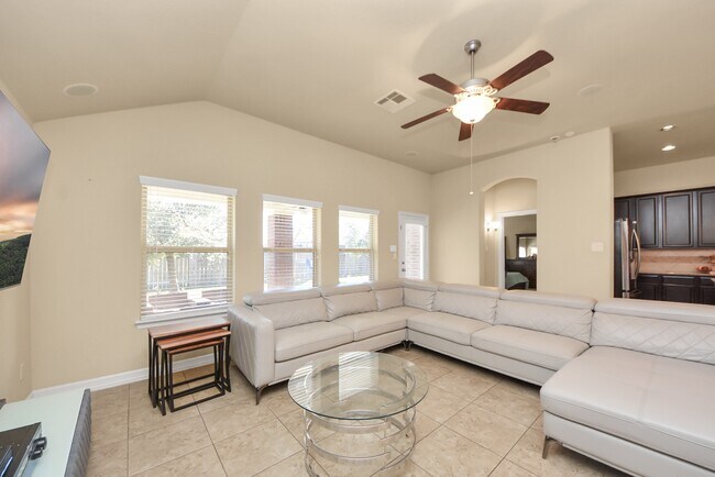 Building Photo - 3414 Hawkins Glen Ln