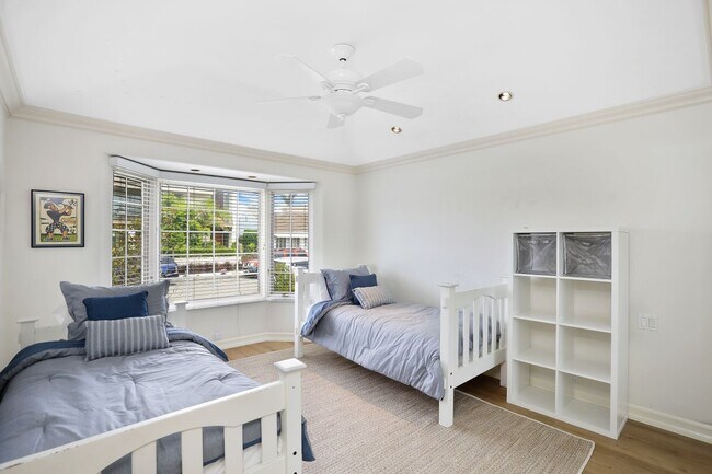 Building Photo - 308 Orchid Ave