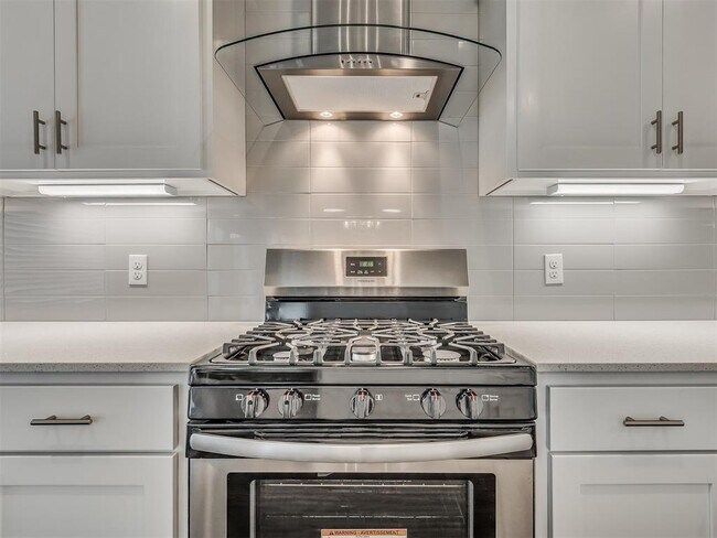 Building Photo - 520 NW 176th Terrace