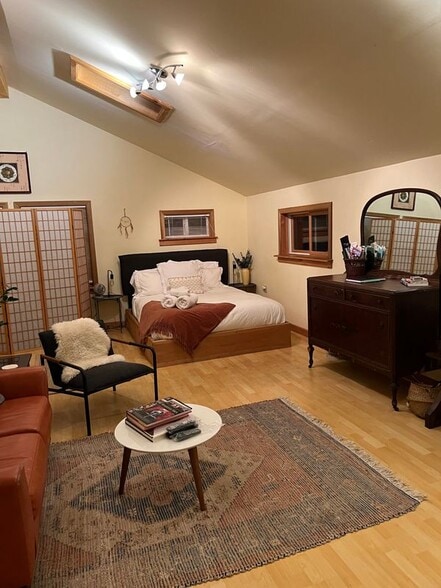 Building Photo - 40 Sunset Ridge