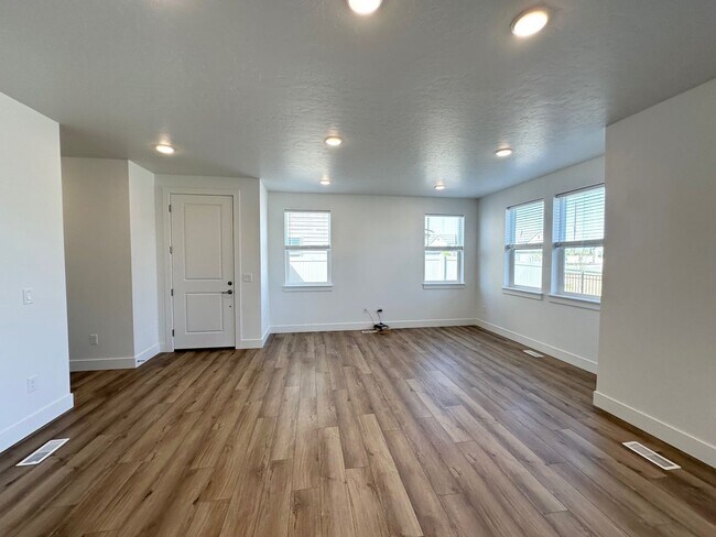 Building Photo - Spacious Luxury Townhome Designed for Modern Living available soon!