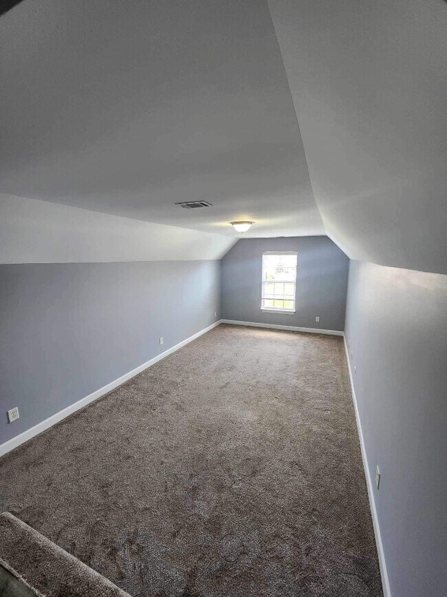 Building Photo - 1456 Brighton Ave