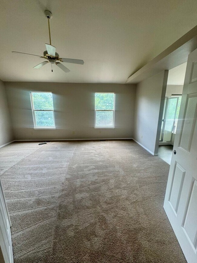 Building Photo - Updated Home in Peregrine