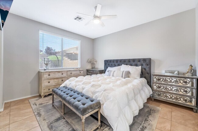 Building Photo - Single Story, 3 Bedroom, 2 Bath in Summerlin!
