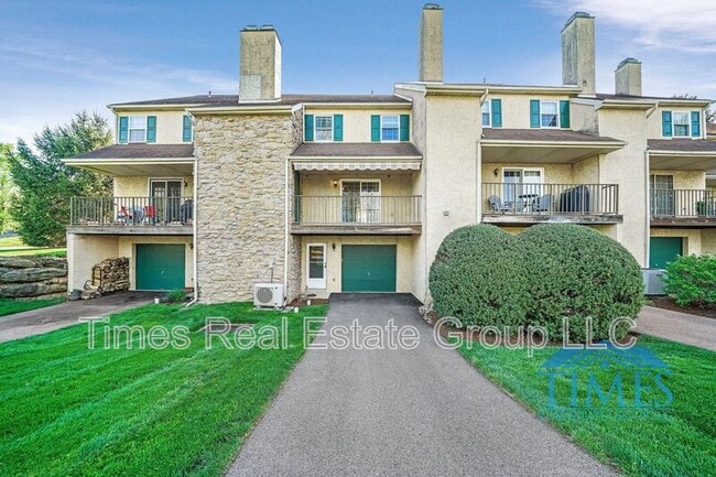 Primary Photo - 220 Westridge Pl N