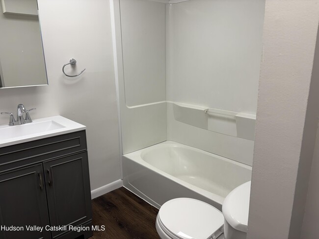 Building Photo - 103-105-105 Flatbush Camp Rd