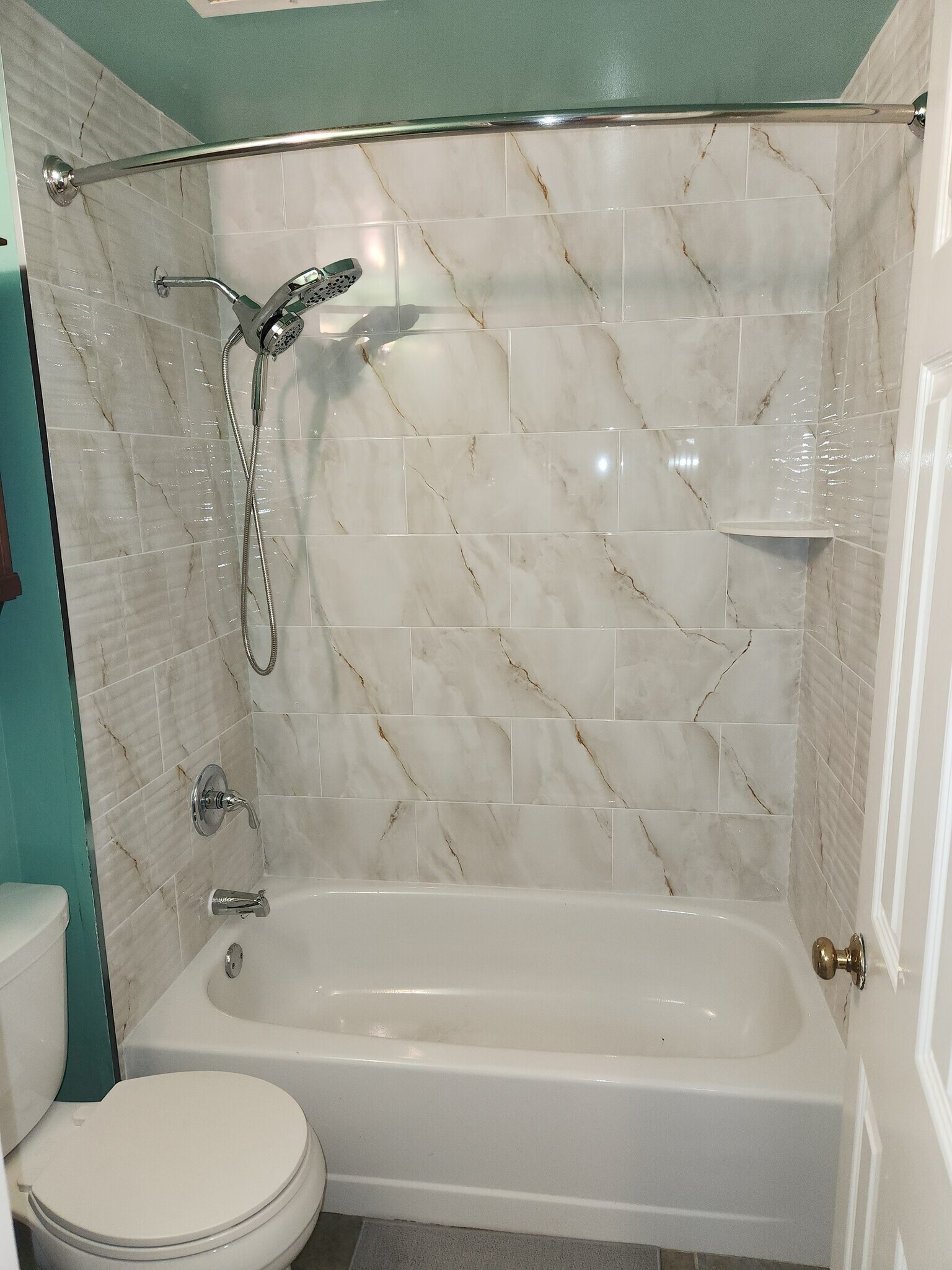 New bathroonm tile and shower head was recently installed! - 1737 P St NW