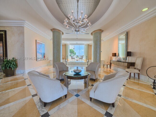 Building Photo - 6917 Collins Ave