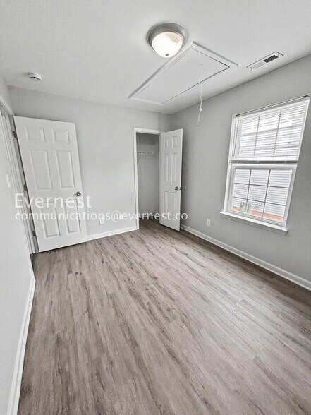 Building Photo - 1439 Clooney Ln