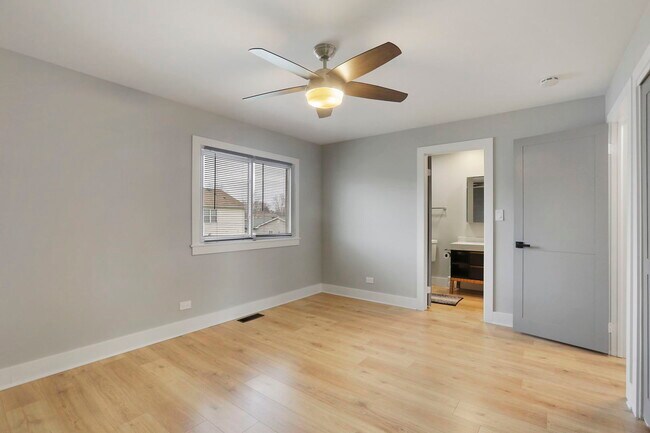 Building Photo - 4506 Harbor Cir