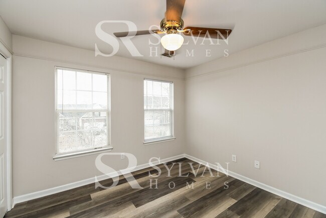 Building Photo - At Last, This Is What You Have Been Searching For!