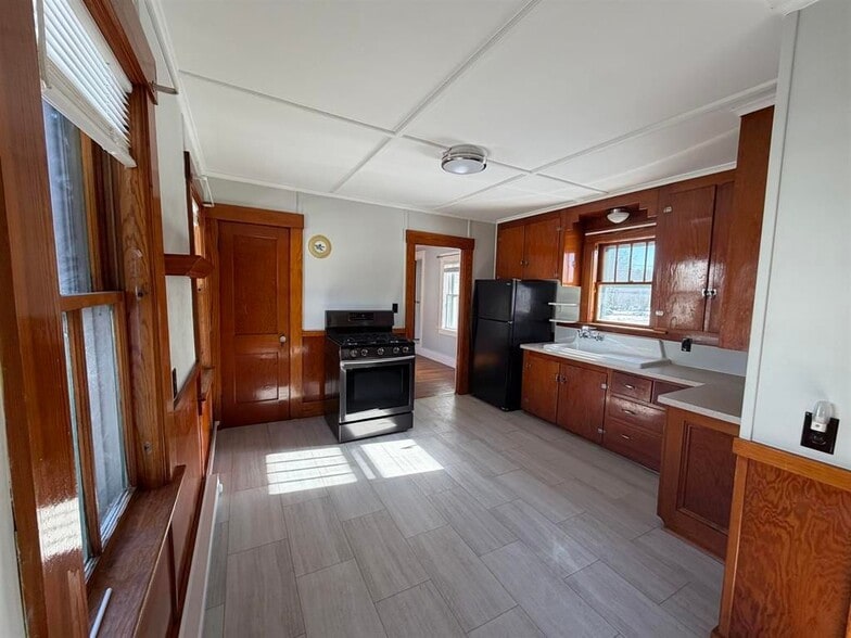 Building Photo - 283 Chesley Hill Rd