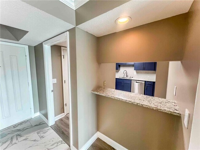 Building Photo - 2870 Pharr Ct S Northwest