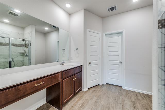 Building Photo - 14149 Danesdale Dr