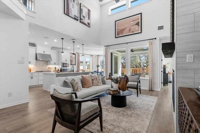 Building Photo - 212 Barton Oak Trl