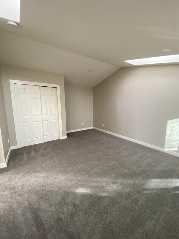 Building Photo - 4045 Decathlon St