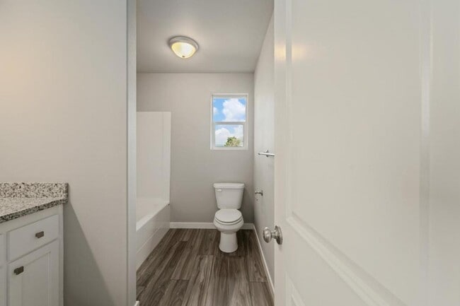 Building Photo - 4293 Ash Grove Dr NE