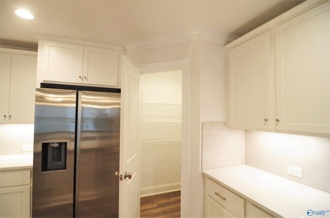 Building Photo - 127 Whitner Dr