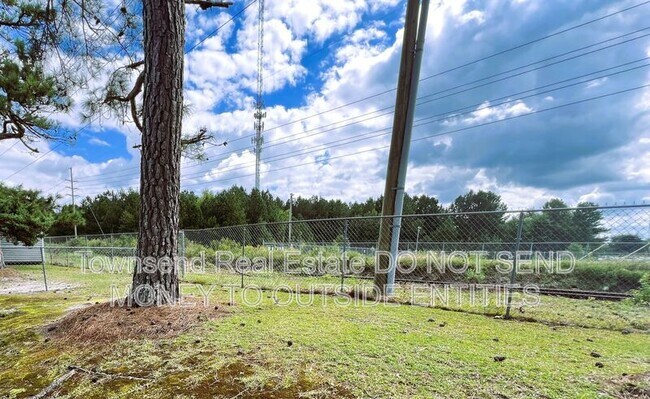 Building Photo - 420 Mangum Ct