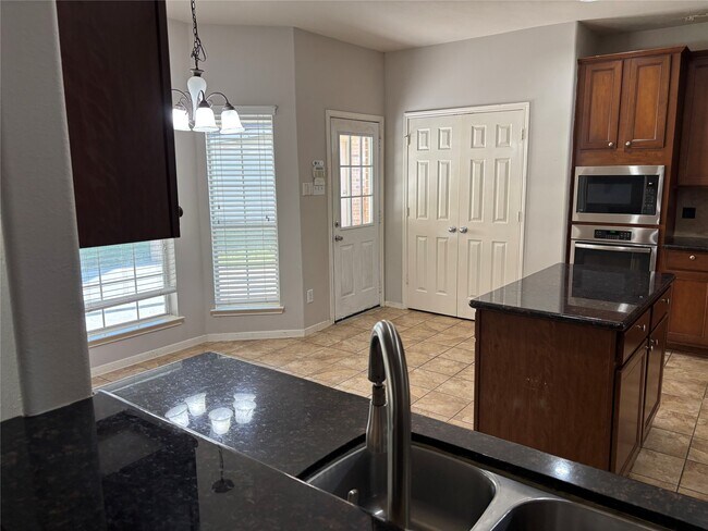 Building Photo - 20903 Shady Isle Ct