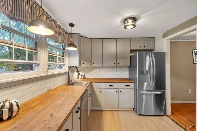 Building Photo - 4310 Candlelight Ln